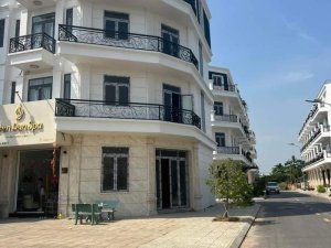 Nhà vuông 5T KDC Đại Phát Võ Thị Liễu Q12, 251m2, 4x20m