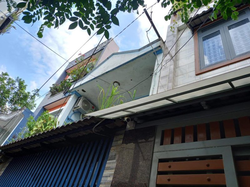 Giảm 350tr Nhà 2T hậu nở Quang Trung GV, 42m2, 4x11m