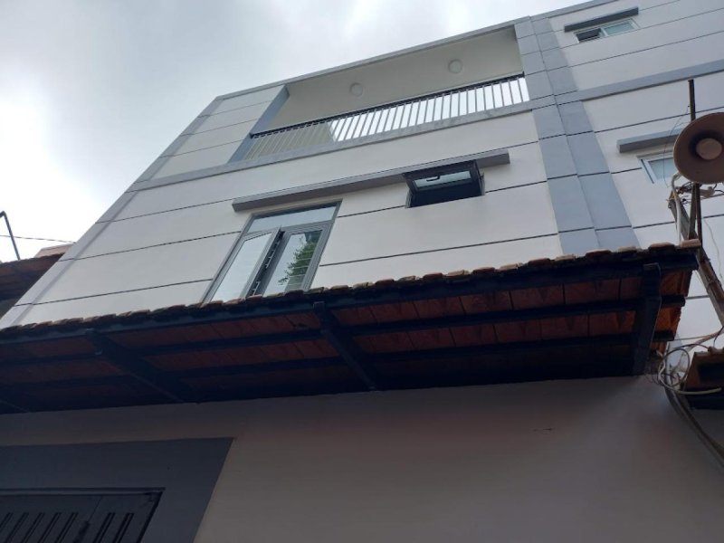 Giảm 200tr Nhà vuông 3T Lê Văn Thọ GV, 43m2, 5.4x8m