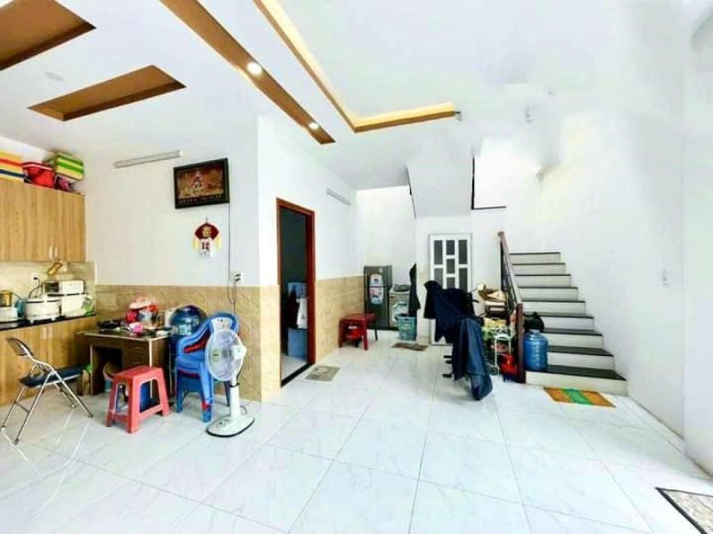 Giảm 300tr Nhà 3T N.hậu Đ. số 21 GV, 120m2, 4x22m