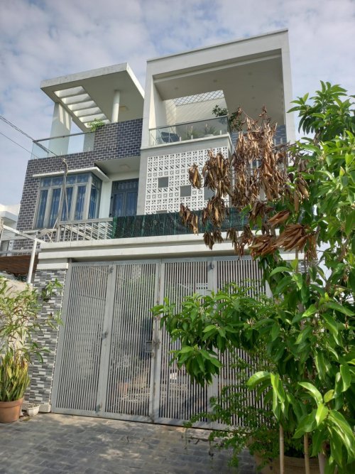 Nhà Vuông 4 tầng 133m2, Đ.7m Vườn Lài Q12