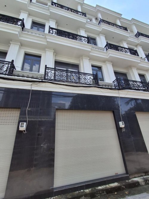 nhà mới Vuông 4 tầng 61m2, Đ.5m Tô Ngọc Vân Q12
