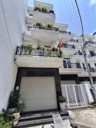 nhà mới Vuông 4T 122m2, Đ.5m Tô Ngọc Vân Q12