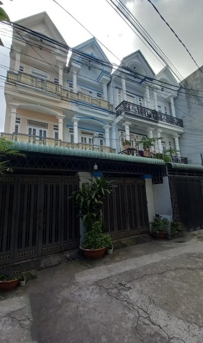 Nhà Vuông 3 tầng Trần Thị Hè Q12, 43m2, 3x15m chỉ 2.x tỷ