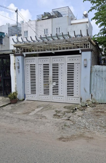 Nhà mặt tiền Vuông 2T 97m2, Vuông, Đ.8m An Phú Đông 27 Q12