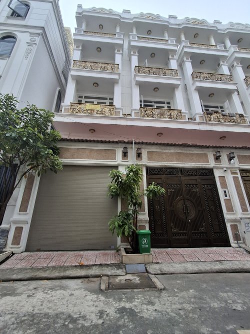 Giảm 900tr Nhà Vuông 5 tầng sát Vạn Phúc City TD, 58m2, 4x14.6m