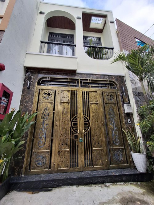 Nhà Vuông 2 tầng 38m2, Đ.3m Quang Trung QV