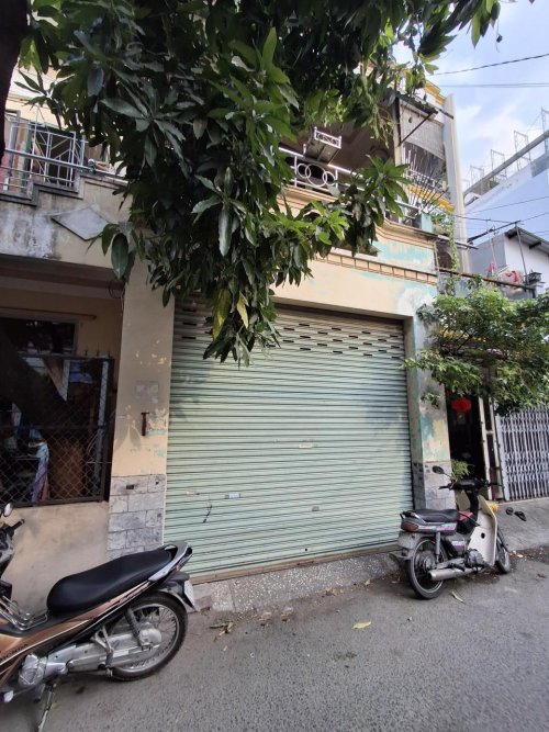 Nhà 2T 41.3m2, Vuông, Đ.8m Quang Trung QV