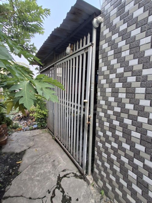 Giảm 150tr! Nhà 2T 127m2, hậu nở, Đ.3m Thạnh Lộc 28 Q12