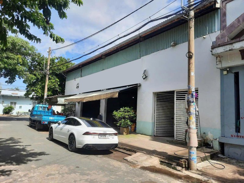 Rẻ! Nhà xưởng 2T HXT 372m2, 2 MT Hà Huy Giáp Q12