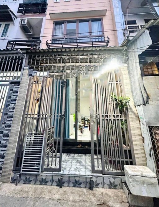 nhà đẹp 2T 35m2, Vuông Thống Nhất QV