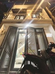 mới xây 2T 26m2, Vuông Quang Trung QV
