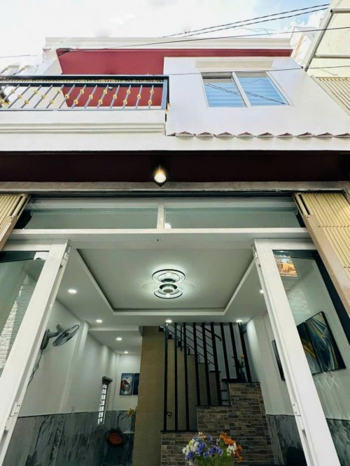 Nhà 2 tầng sàn 66m2, 2 mặt tiền Thống Nhất QV