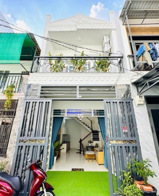 Nhà hậu nở 2 tầng Hẻm xe tải DTSD 70m2 Lê Văn Khương Q12