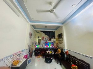 Nhà nở hậu 2 tầng 73m2 Đ. Số 3 QV