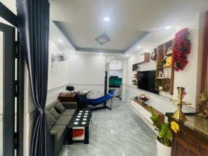 Giảm 400tr! Nhà sổ hồng riêng nở hậu 2 tầng hẻm XH 57m2 Nguyễn Duy Cung Gò Vấp