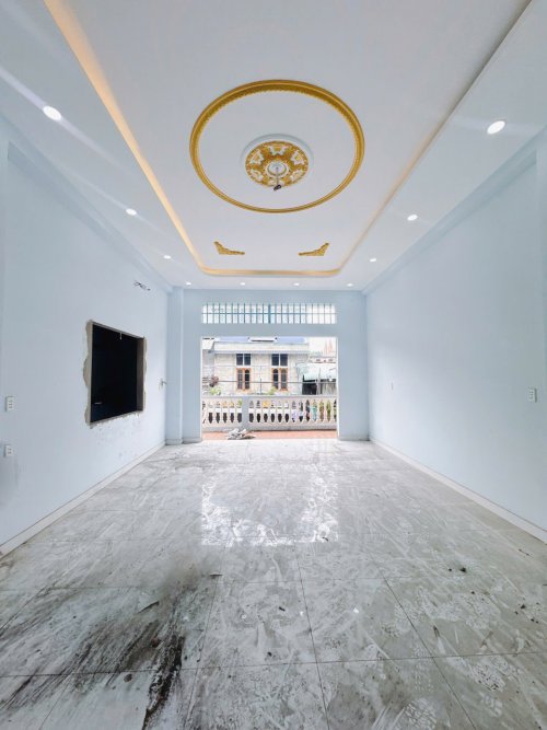 Nhà SHR mặt tiền chợ Khiết Tâm 2 tầng 128m2, Vuông Lê Thị Hoa TP.Thủ Đức