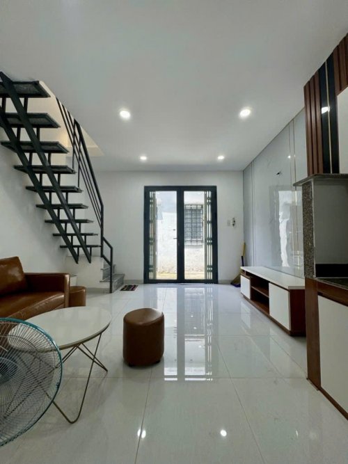 Nhà Vuông sổ hồng riêng 2 tầng 22m2 Tân Thới Nhất 5 Quận 12
