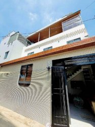 Nhà Vuông sổ hồng riêng 3 tầng hẻm xe hơi 44m2 Nguyễn Văn Khối Gò Vấp