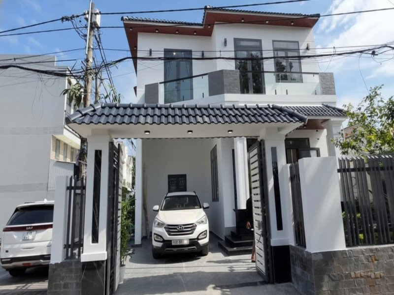 Nhà 2 mặt thoáng SHR 2T hẻm xe hơi 101m2 Đặng Thúc Vịnh Hóc Môn