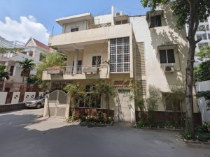 L1547 sát sân bay Tân Sơn Nhất, sổ hồng riêng, 3T, 4.7x14m, 14.x tỷ