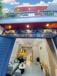 L1583 gần UBND phường Gò Vấp, sổ hồng riêng, Vuông, 3 tầng, 4x8m, 4.x tỷ