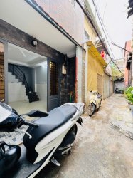 L1609 gần CV Làng Hoa Gò Vấp, SHR, Vuông, 3T, 4x7.5m, 3.x tỷ