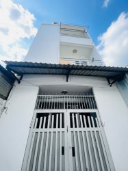 L1644 sát ngã 6 Gò Vấp, SHR, hẻm XH, 3 tầng, 4x10m, 4.x tỷ