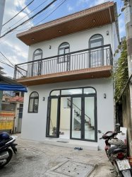 T1669 gần chợ Gò Vấp, sổ hồng riêng, 2 MT, 2T, 5.5x5.6m, 4.x tỷ