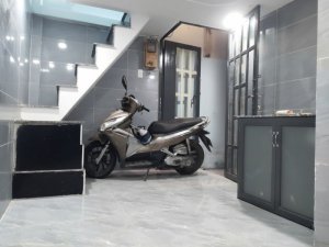 K1694 Giảm 300tr! sát chợ Tân Bình, sổ hồng riêng, 3 tầng, 3x4m, 1.x tỷ