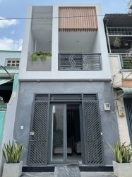K1706 nhìn ra sông Tham Lương, SHR, Vuông, hẻm XH, 3.5x15m, 5.x tỷ