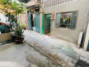 D1733 Giảm 800tr! Nhà trọ 11P gần cầu Ông Lãnh Q1, 30tr/Tr.Học, 5.2x16m, 22.x tỷ x nhỏ