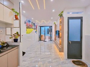 D1799 Giảm 210tr! sát Emart Phan Văn Trị, SHR, nở hậu, 3.8x7m, 3.x tỷ