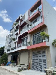 K1976 nhà Lê Thị Riêng Q12, SHR, Vuông, HXH né, 4 tầng, 8.x tỷ
