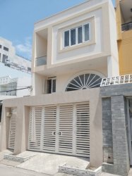 T1987 nhà mặt tiền Trung Mỹ Tây 1 Q12, sổ hồng riêng, Vuông, 5.9x25m, 9.x tỷ