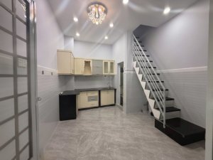 D2087 nhà Trần Hưng Đạo Q5, SHR, Vuông, 3 tầng, 2.x tỷ