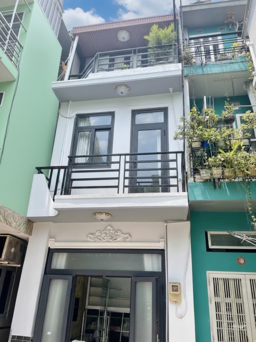 T2143 nhà Nguyễn Kiệm Gò Vấp, sổ hồng riêng, Vuông, 3T, 3.x tỷ
