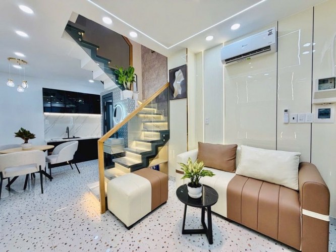 K2144 nhà Nguyễn Văn Công Gò Vấp, sổ hồng riêng, Vuông, 3 tầng, 3.3x7m, 3.x tỷ