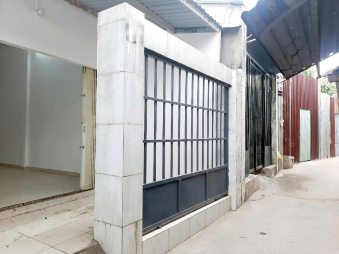 H2136 nhà Đường Số 11 Thủ Đức, SHR, Vuông, 4x10m, 2.x tỷ