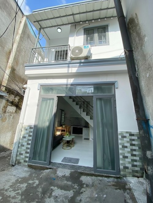 H2154 nhà Nguyễn Văn Nghi Gò Vấp, Vuông, 2T, 2.x tỷ