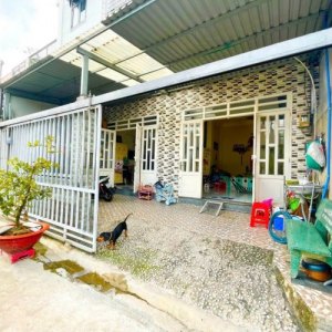 D2207 | NHÀ 3 tầng - SÂN ĐỖ OTO RIÊNG