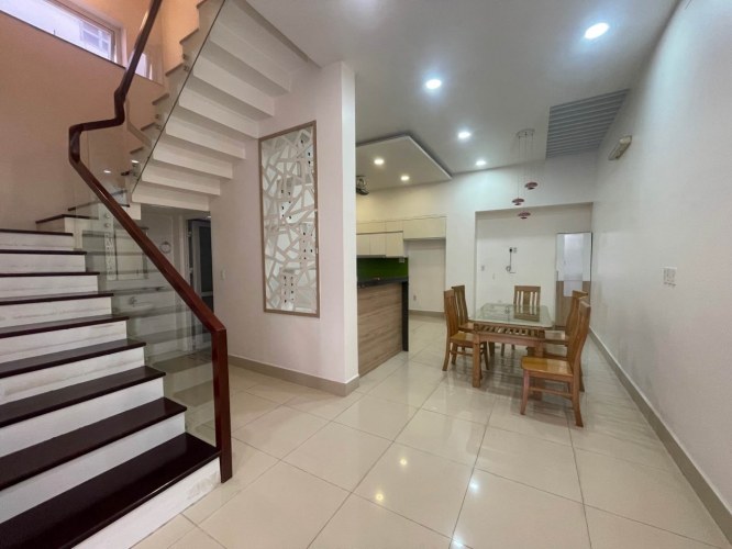 H2315 CHỦ NGỢP giảm mạnh 500 TRIỆU - nhà xinh LÊ ĐỨC THỌ