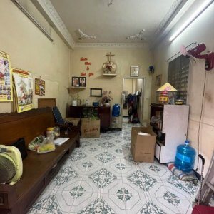 [K2376*] TÌM NHÀ CHO CON ĐI HỌC trung tâm?