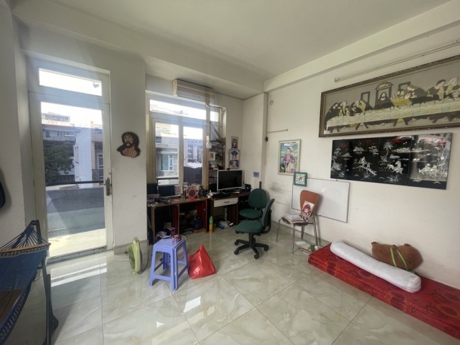 [D2397*] CHỦ NHÀ DI CƯ cần bán GẤP CĂN 4T HẺM 6M Ô TÔ!