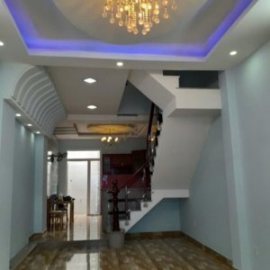 [L2449] Nhà phố hướng Đông Nam sát Senturia view sông cực mát, giá 8.x tỷ