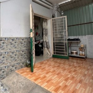 K2490 | Bán nhà mặt tiền Đường 6m thông ngang 5.5m sát chợ, chỉ 12.x tỷ