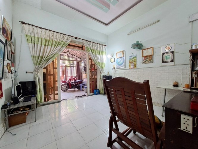 [K2496] hiếm có! Nhà vuông vức 186m2 thu nhập sẵn 10tr/TH, giá 10.x tỷ