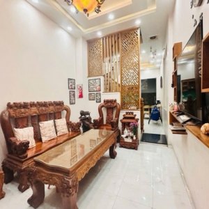 [O2498] Nhà tốt 3 tầng ngang 8m sát cầu Gò Dưa Hiệp Bình, tiềm năng tách 2 sổ, giá 10.x tỷ!