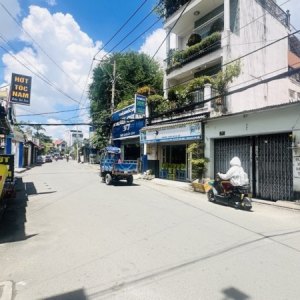 [KH035*] Nhà hướng Đông Nam vuông vức gần Mega Hiệp Phú, 4.x tỷ
