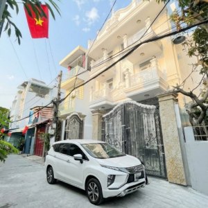 [T2603*] Tòa nhà CHDV 20P có hầm thang máy gần MT. Giá 32.x tỷ